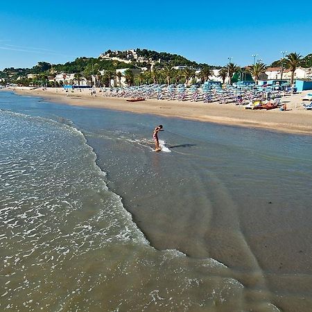 Hotel Europa Cupra Marittima Dış mekan fotoğraf