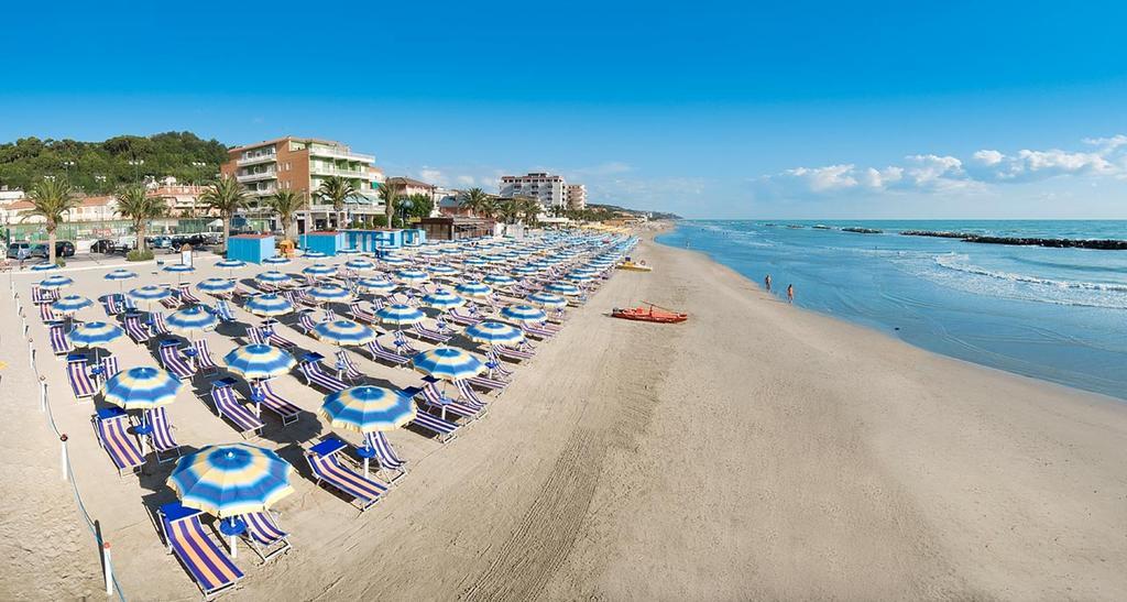Hotel Europa Cupra Marittima Dış mekan fotoğraf